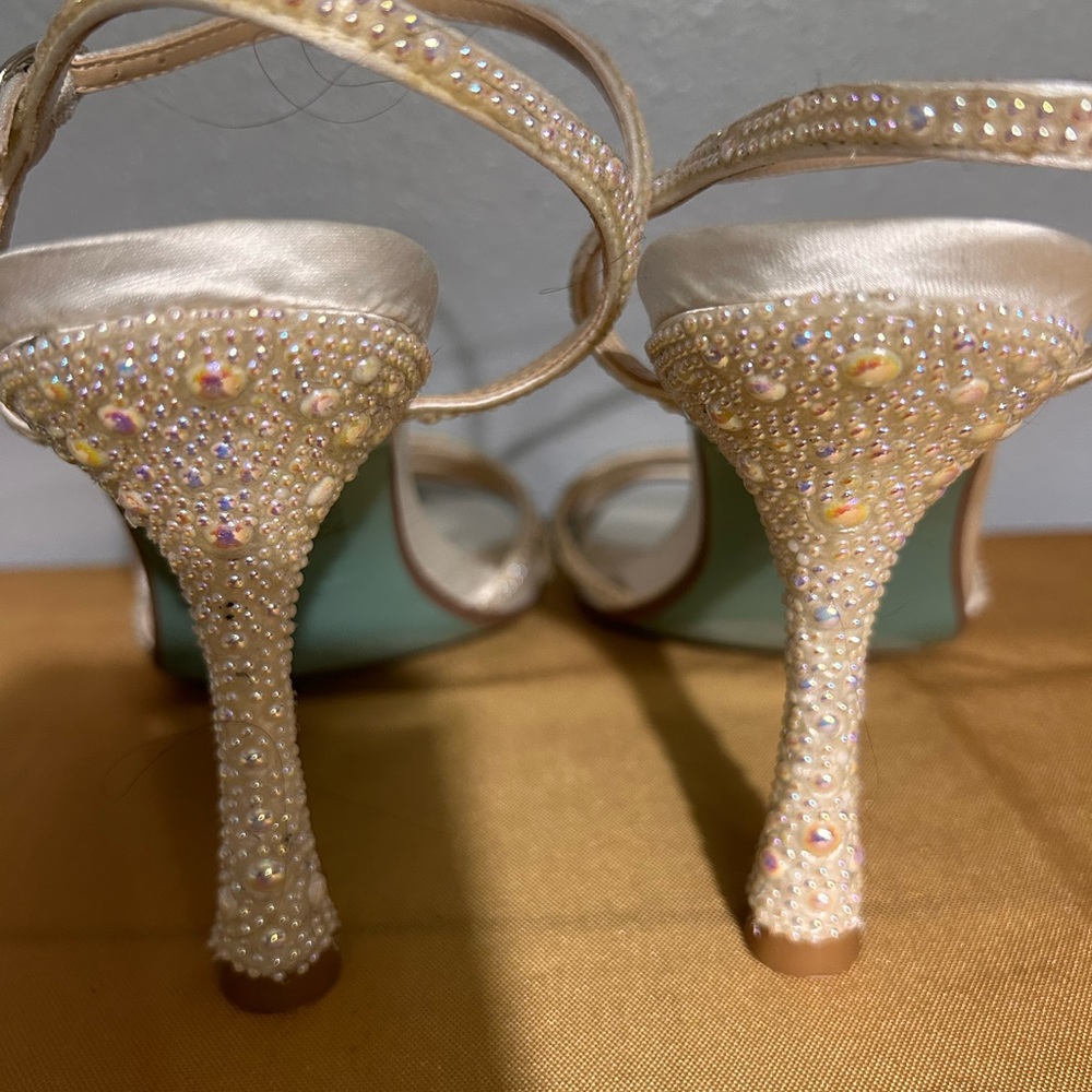 Betsey Johnson Strappy Gold Heels • Size 7.5 (true to size) - Picture 7 of 15